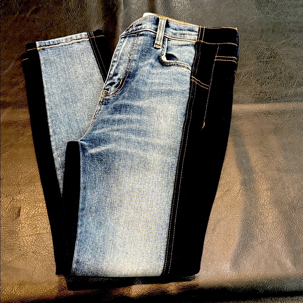 Current/Elliott Blue and Navy Skinny Jeans
